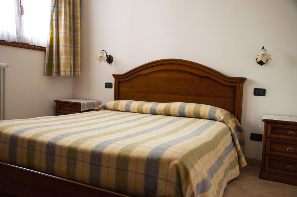 Agriturismo Ai Tre Fienili Ponti sul Mincio Rum bild