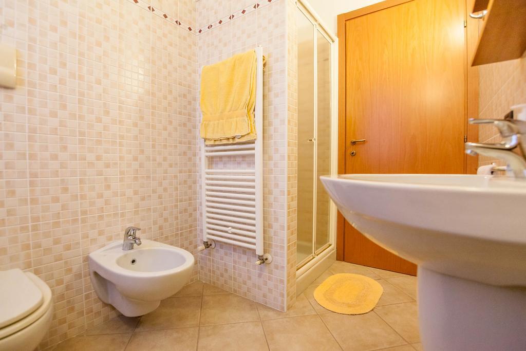 Agriturismo Ai Tre Fienili Ponti sul Mincio Rum bild